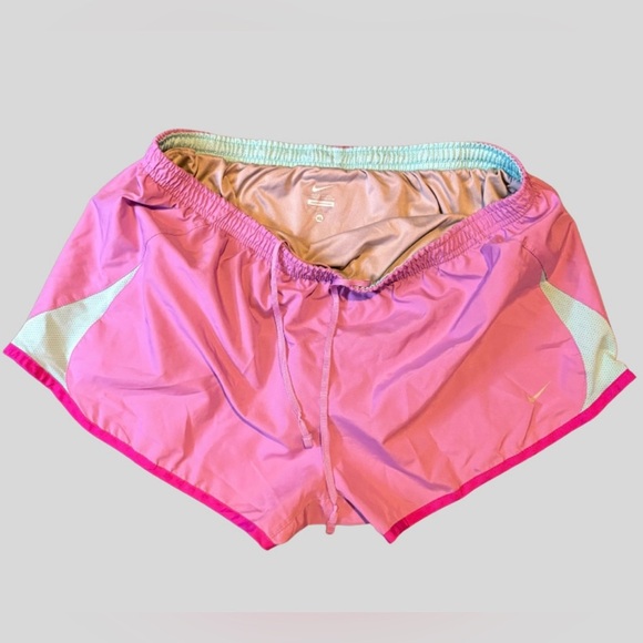 Nike Women’s Running Shorts XL Purple Pink Athletic Lightweight - Picture 1 of 7